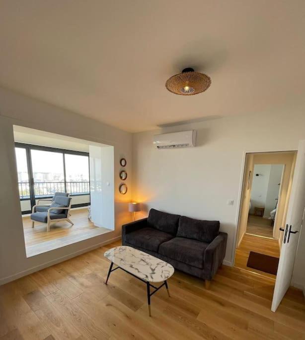 Penthouse / 2 Bedrooms In City Center Of Angers Eksteriør billede